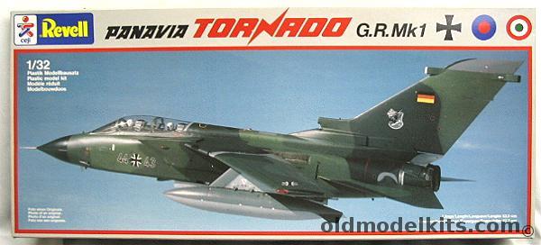 Revell 1/32 Panavia Tornado GR Mk 1, 4760 plastic model kit